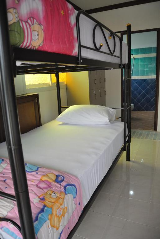 Aonang Backpacker Hostel Ao Nang Exterior photo