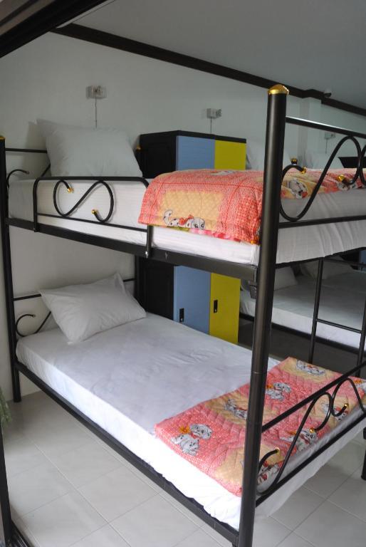 Aonang Backpacker Hostel Ao Nang Exterior photo